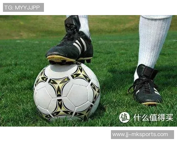 掌握花式足球技巧的全面训练方法与实用建议分享