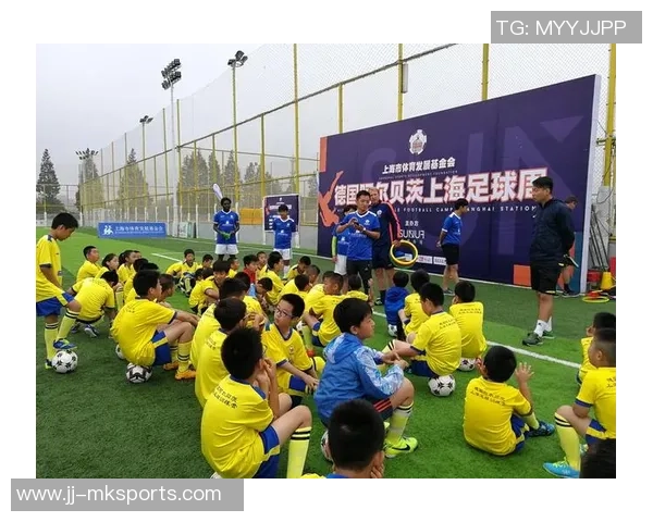 暑假足球训练营开启快乐之旅培养孩子们的团队精神与运动技能